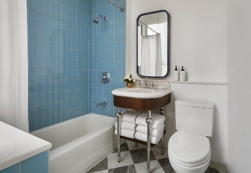 InterContinental Chicago Magnificent Mile, an IHG Hotel image 3