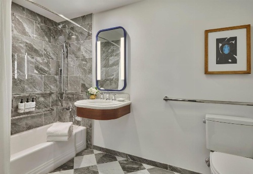 InterContinental Chicago Magnificent Mile, an IHG Hotel image 6